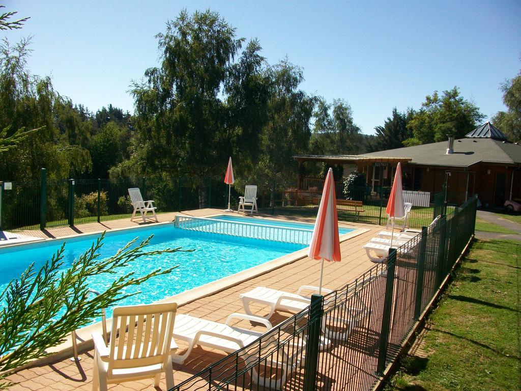 Hotel Vvf Aubrac Chaudes-Aigues Exteriér fotografie
