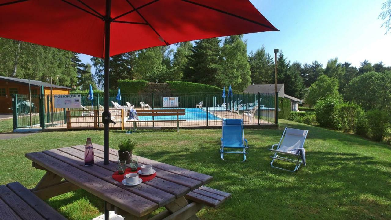 Hotel Vvf Aubrac Chaudes-Aigues Exteriér fotografie