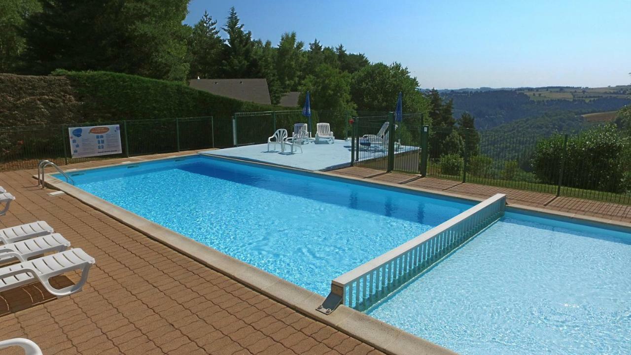 Hotel Vvf Aubrac Chaudes-Aigues Exteriér fotografie